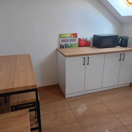 Mesterki Apartment *